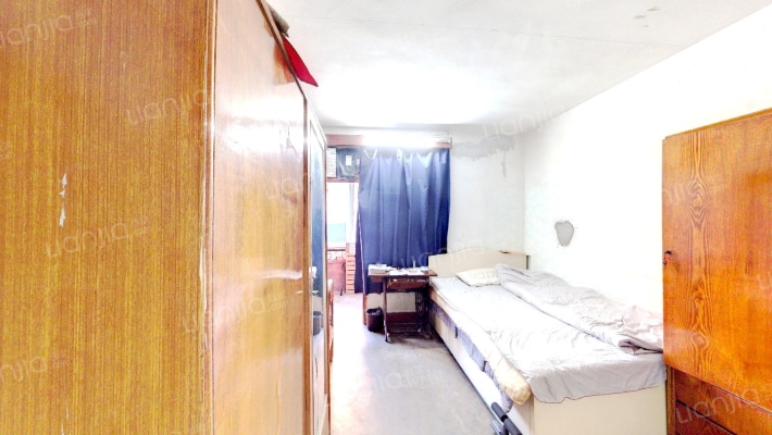 玛瑙路76号二手房实景图