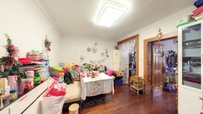 银春小区二手房实景图