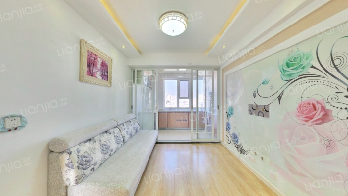 高铁雅苑二手房实景图