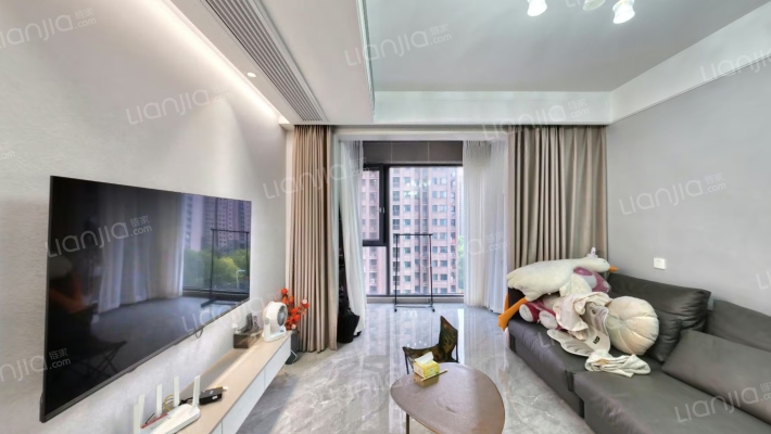 东方蓝海二期二手房实景图