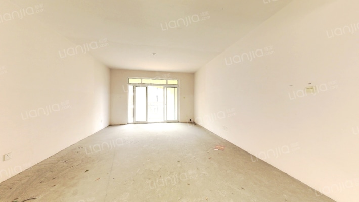 依云小镇二手房实景图