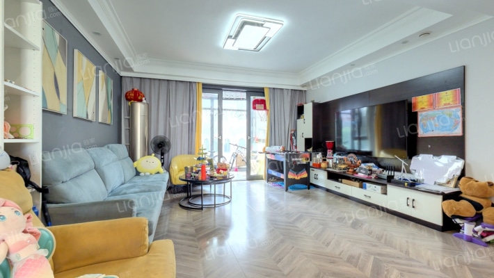 中一花园二手房实景图