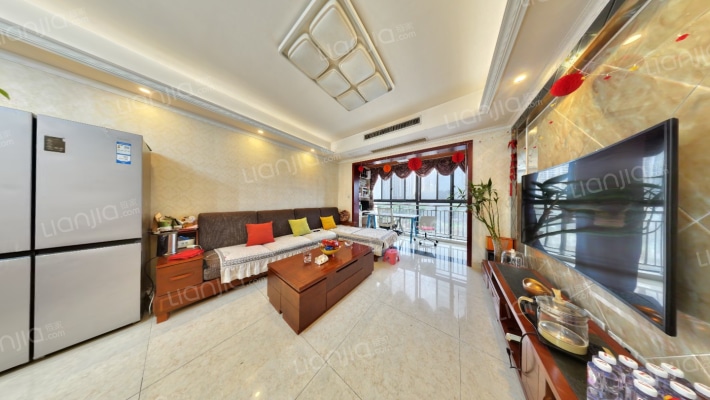 新怡华庭西区二手房实景图