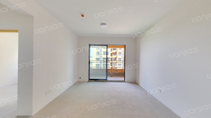 龙桥花苑2组团二手房实景图