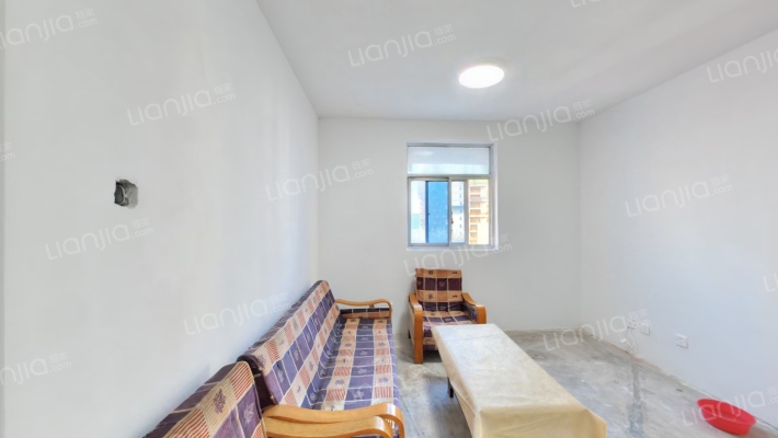 南阳路202号院二手房实景图