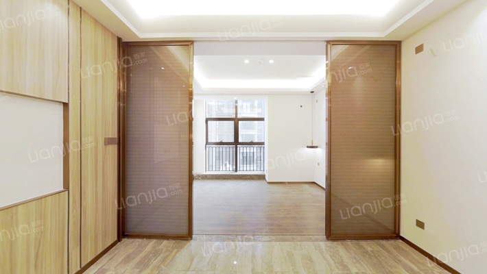 懿荟大厦二手房实景图