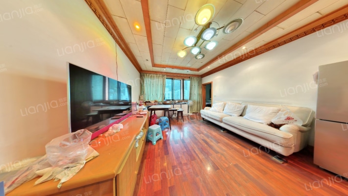 新云小区二手房实景图