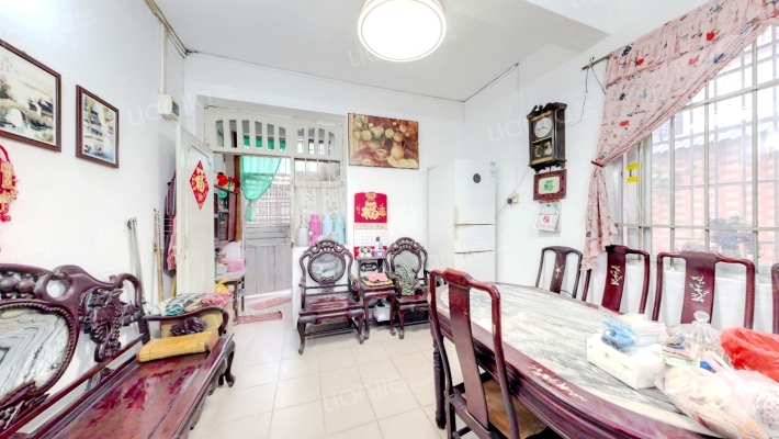 立新东街小区二手房实景图