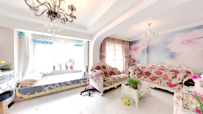 保利锦江林语A区二手房实景图