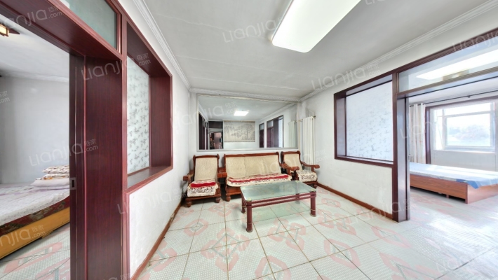 旧武装部家属楼二手房实景图