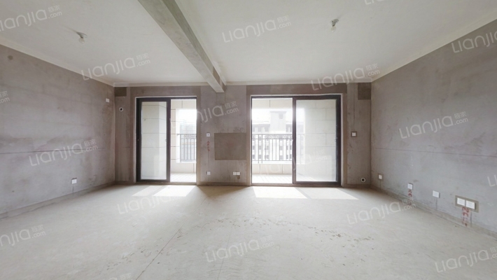 红豆国际南区二手房实景图