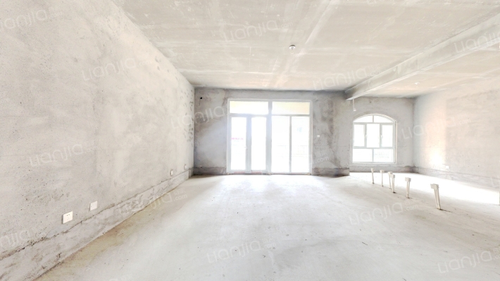 御龙湾二手房实景图