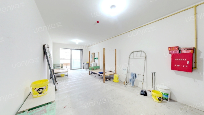 滨尚华庭二手房实景图