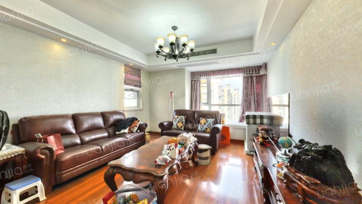 枫情水岸二手房实景图