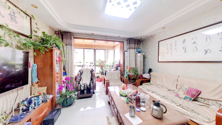 建大花园二手房实景图