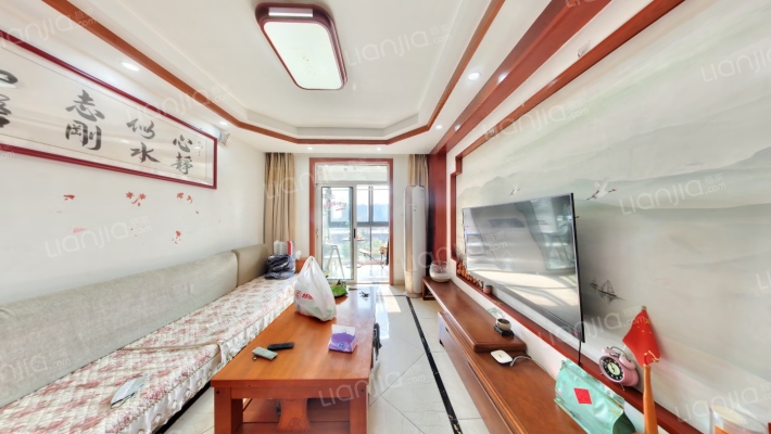 江南春晓东区二手房实景图