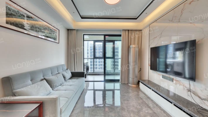 万科东湖堤白二手房实景图