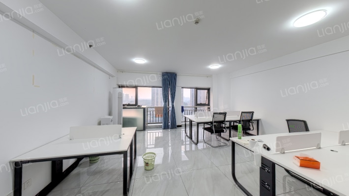 港湘铂玥二手房实景图