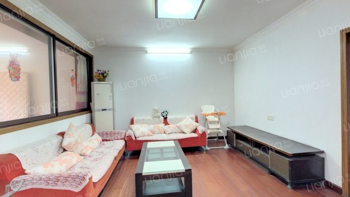 德宽路279号二手房实景图