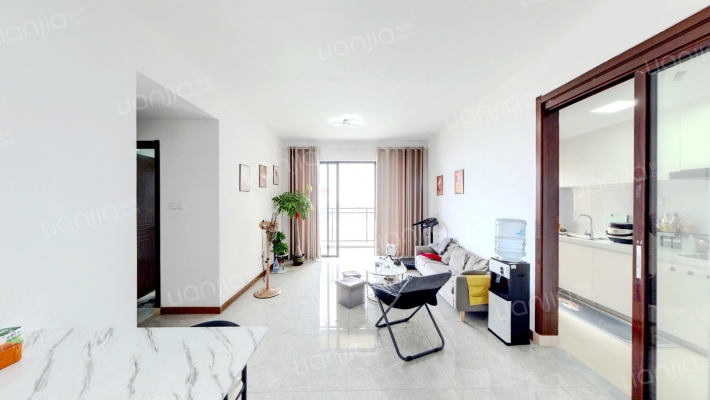 颐安滨悦名庭二手房实景图