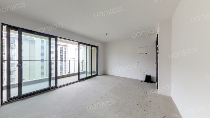 翡丽东方花园二手房实景图