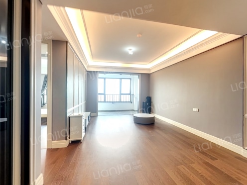 整租·融创都会中心观湖 3室2厅 南/北