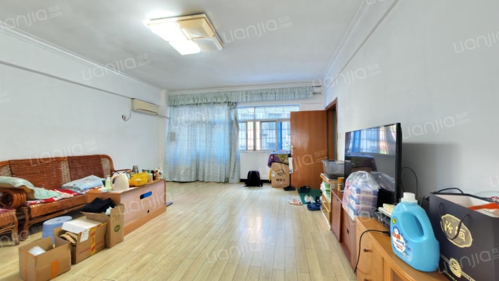 警察公寓二手房实景图