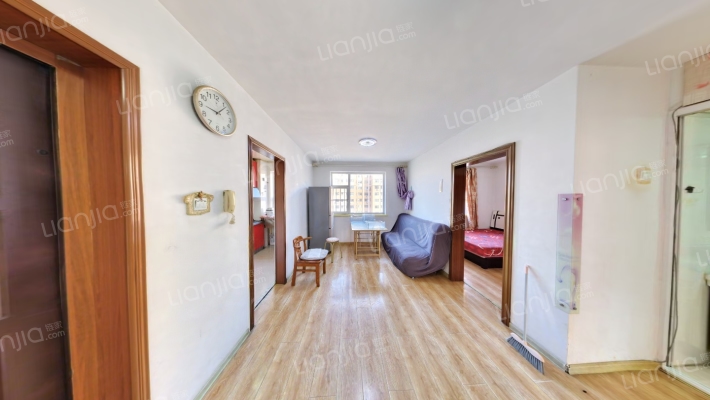 亚泰桂花苑二手房实景图