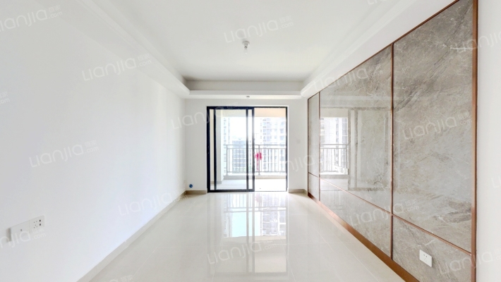 美的水投花湾城二手房实景图