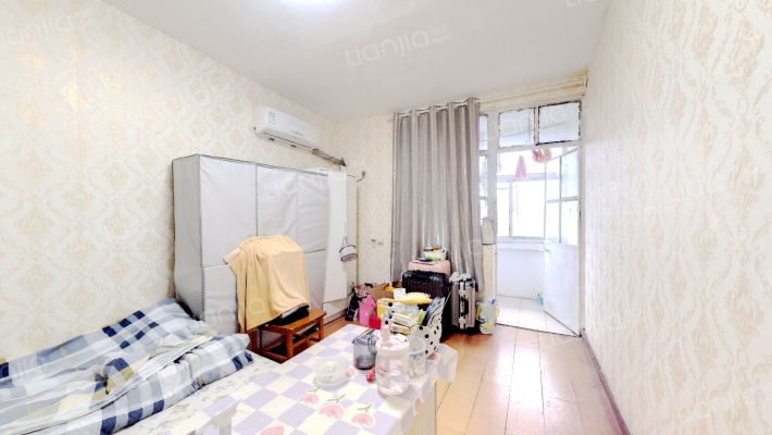 侯家里小区二手房实景图