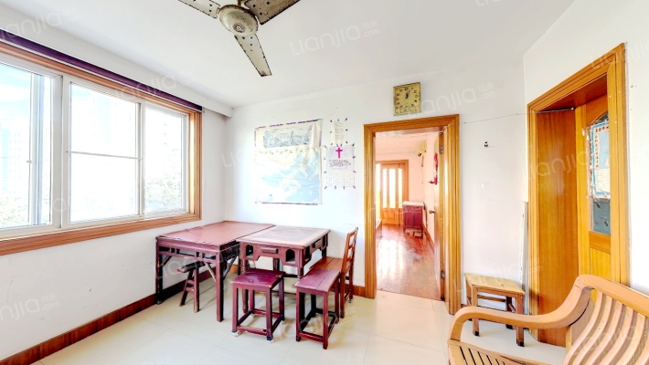 梅荆花苑一、二期二手房实景图