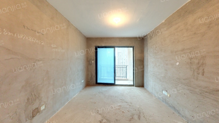 紫御江山人民里二手房实景图