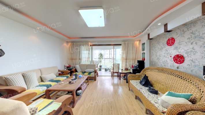 世纪城雅春苑二手房实景图