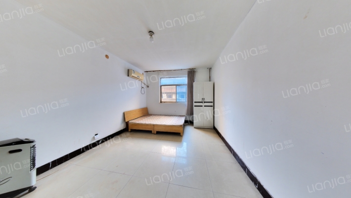 楠桦小区二手房实景图