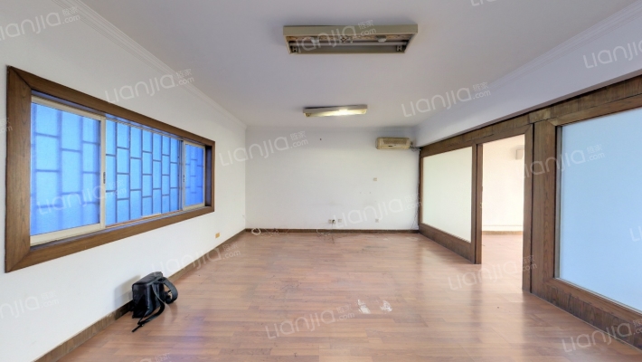 保康大厦二手房实景图