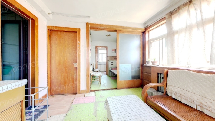 新园小区二手房实景图