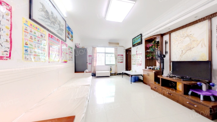 新利大厦二手房实景图