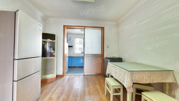 老药厂小区二手房实景图