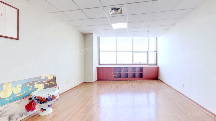 世纪环球中心二手房实景图