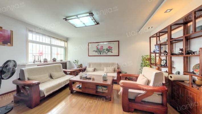 岱岳花园二手房实景图