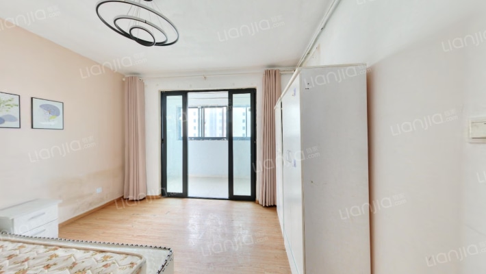 泥塘新苑二手房实景图