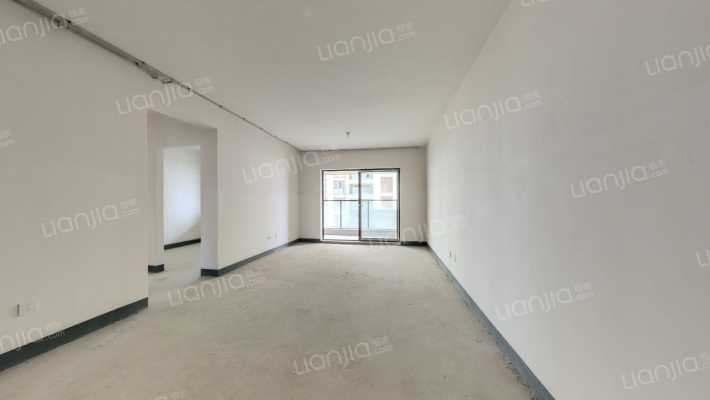 蓝光德商天域二手房实景图