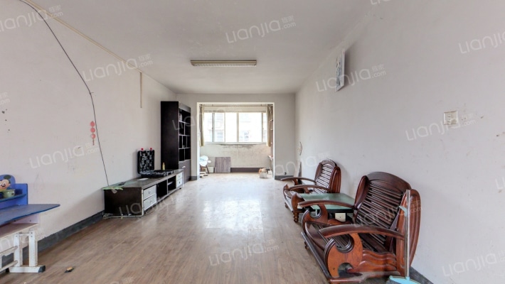 沁雨园西区二手房实景图