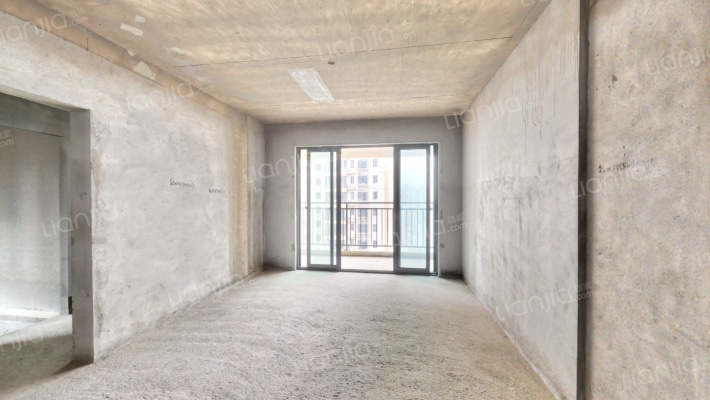 岭福家苑二手房实景图