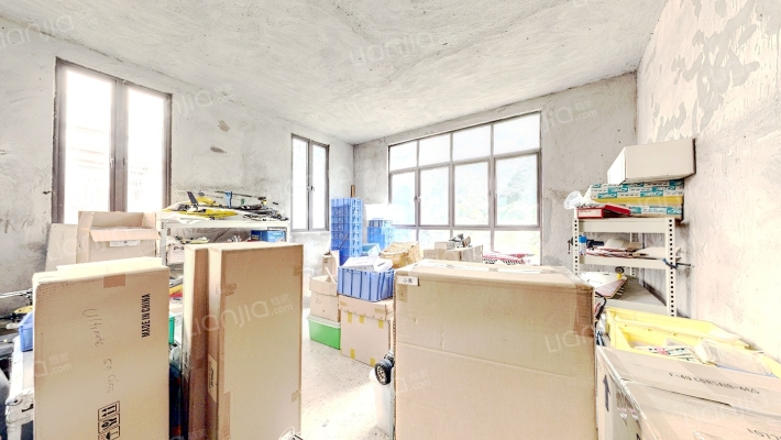 山水豪廷二手房实景图