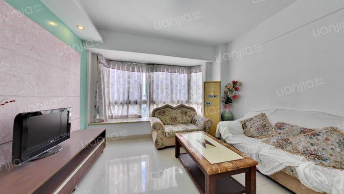 新世界花园二手房实景图