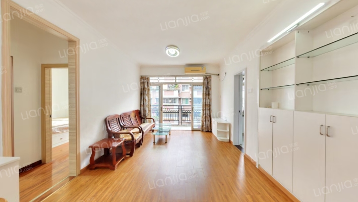 愉景雅苑二手房实景图