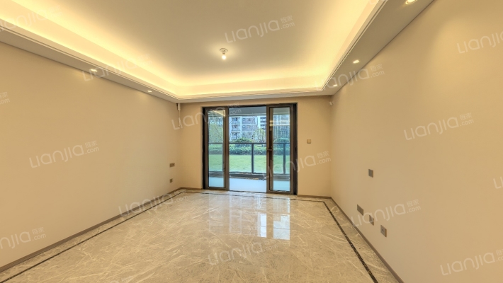 云境雅苑二手房实景图