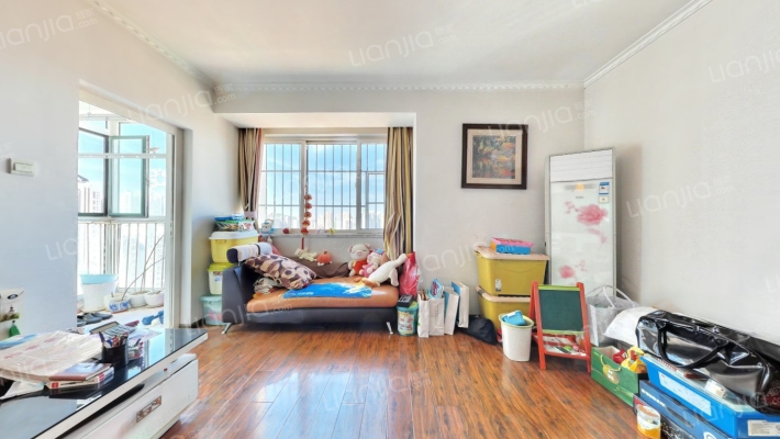 新侨花园二手房实景图