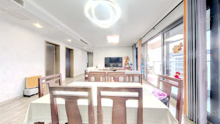 财信融创九阙府二手房实景图